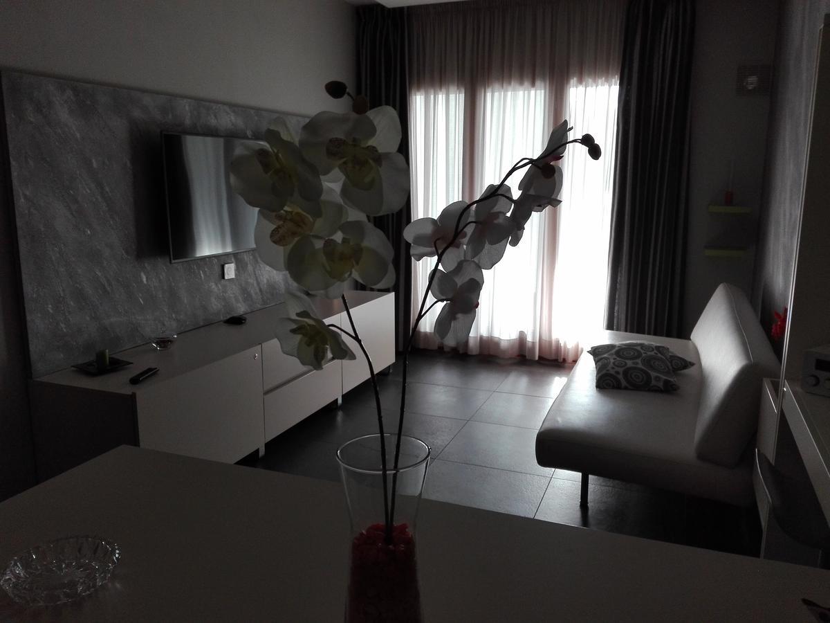 Manu'S Guest Suite Cosenza Exterior foto