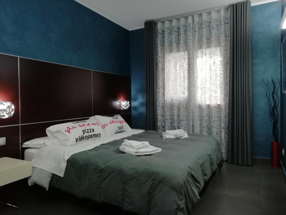 Manu'S Guest Suite Cosenza Exterior foto